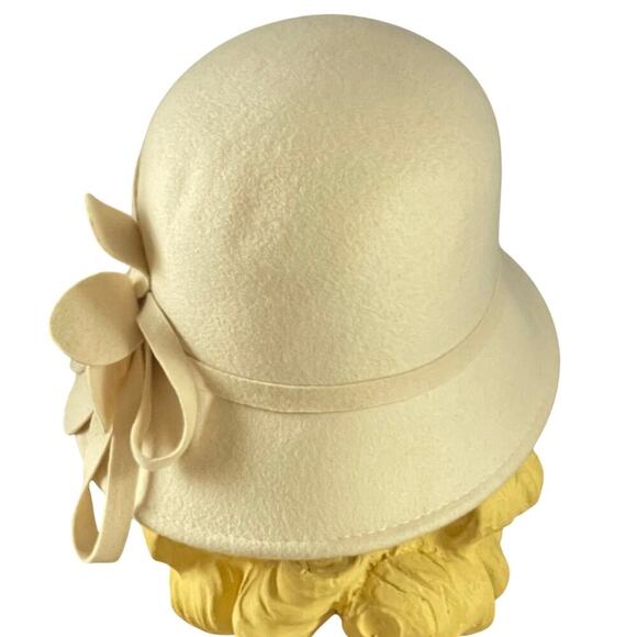 Vintage Cream White Cloche Hat Flower 100% Wool Cottagecore Downton Abbey - Picture 4 of 13